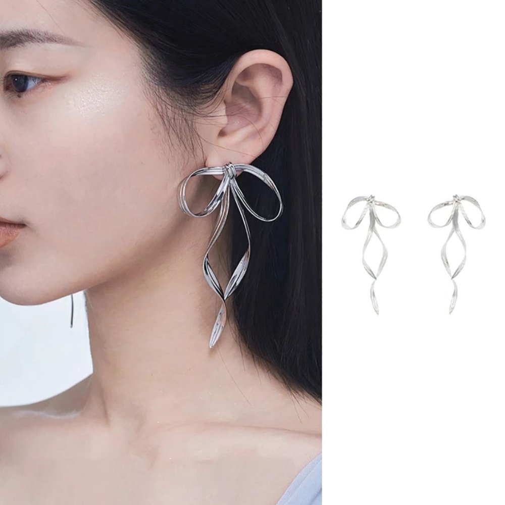 Anthro Silver Bow Earring - Picture 5 of 9